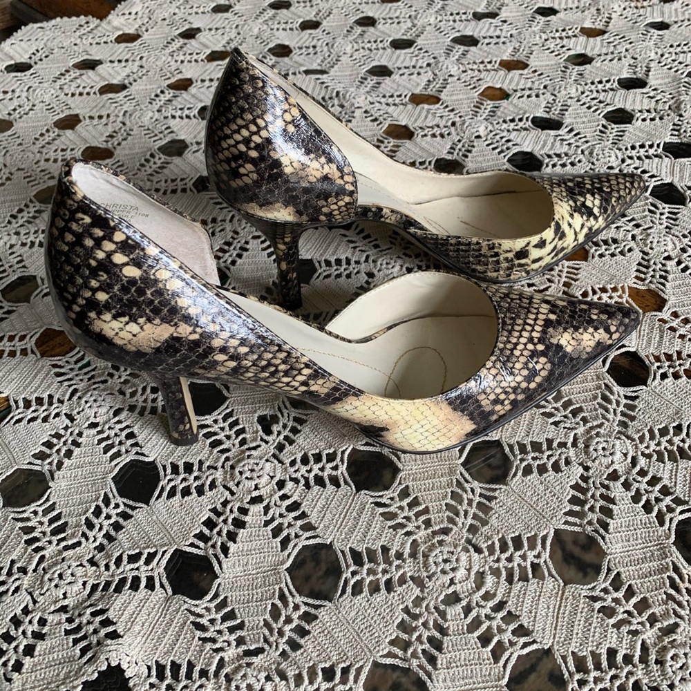 Anne Klein Python Heels - Picture 4 of 7
